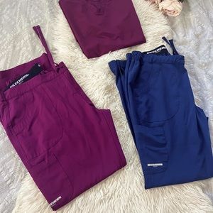 Womens Size L Scrub Pants By Sketchers And A Top Lot Of 3 Scrub Pieces N